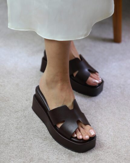 صندل هرمس لژدار